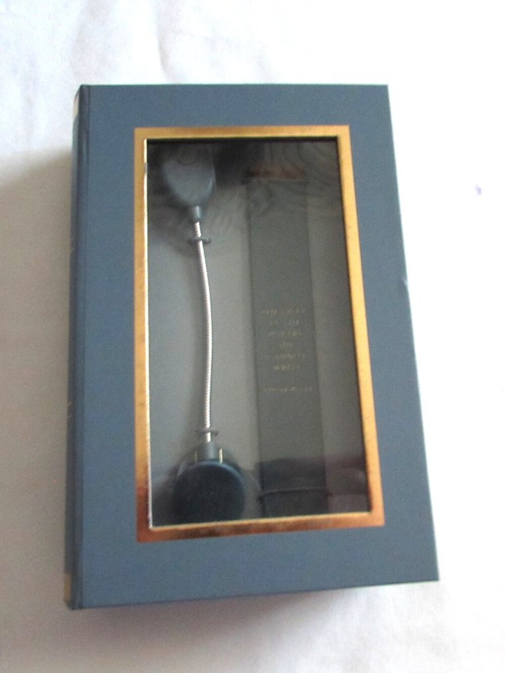 OSCAR WILDE Reading Set Leatherette Bookmark & LED Light by Oliver Smith & Co.